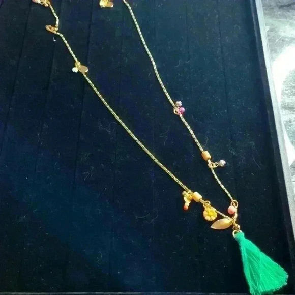 Plunder long gold tone and tassel with beads necklace - Picture 1 of 2